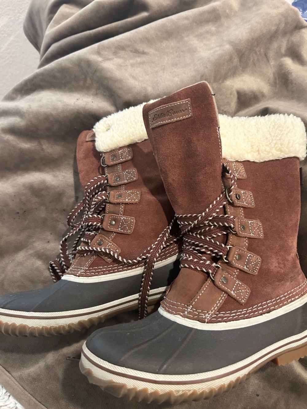 Eddie Bauer Brown Suede and Cream Lined Winter Duck Boots